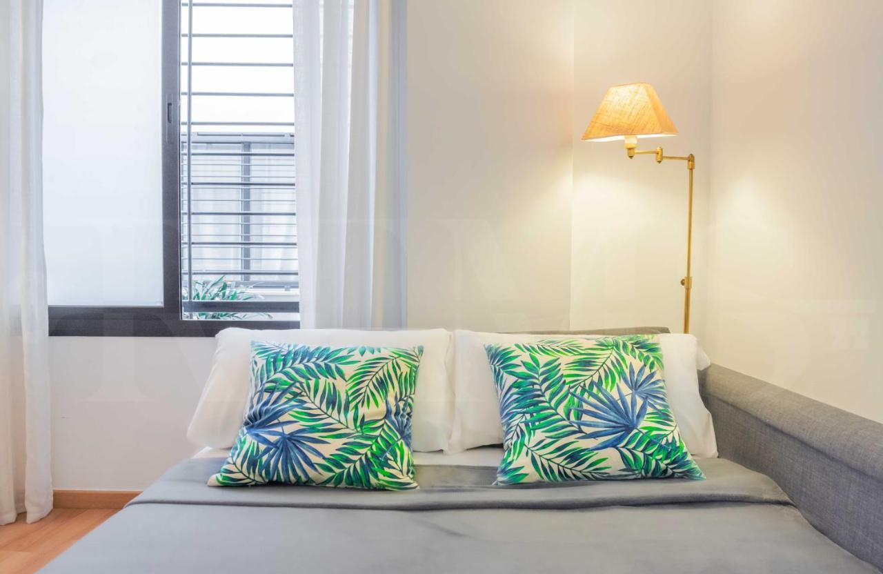 Relaxing Apartment With Community Pool & Parking- Center Málaga Exterior foto